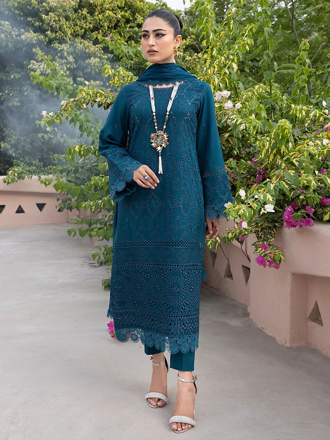 Fully Heavy Embroidered Lawn Suit With Chikenkari Work